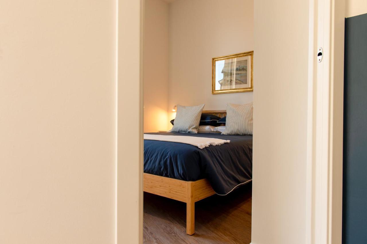 Smart & Urban Suites - Corso51 Римини Экстерьер фото