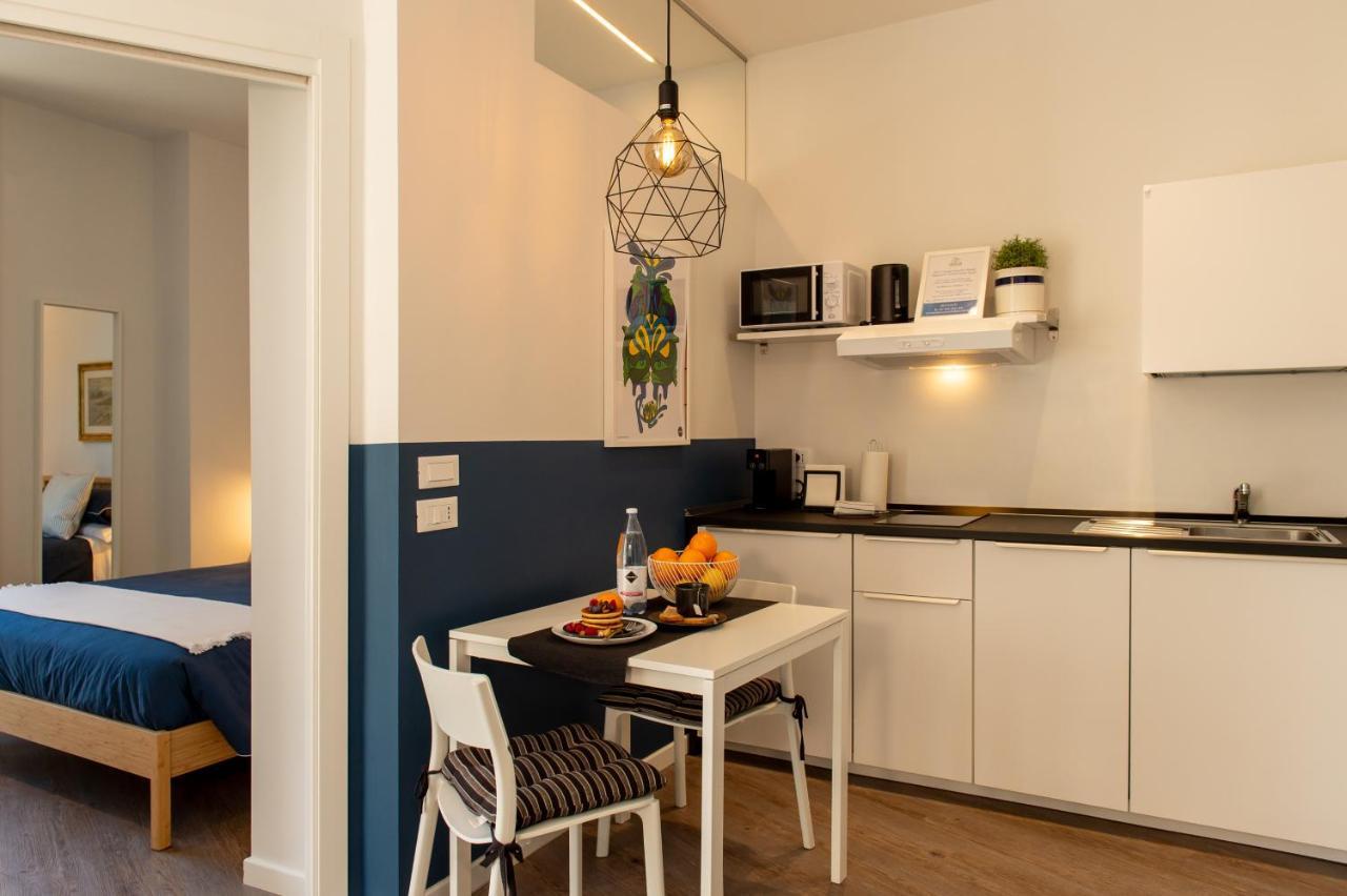 Smart & Urban Suites - Corso51 Римини Экстерьер фото