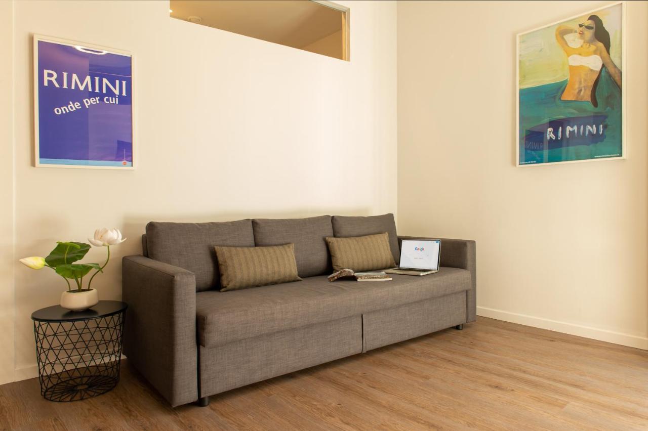 Smart & Urban Suites - Corso51 Римини Экстерьер фото
