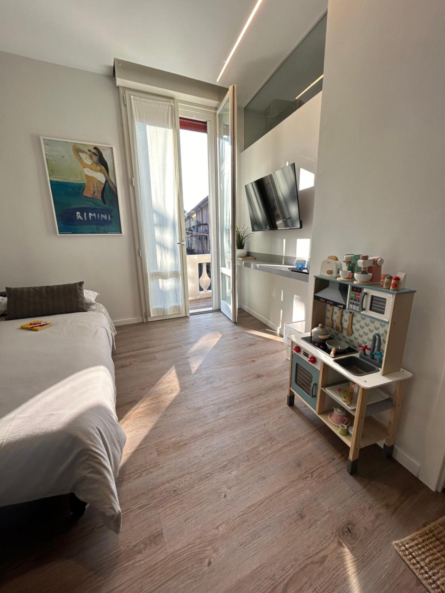 Smart & Urban Suites - Corso51 Римини Экстерьер фото