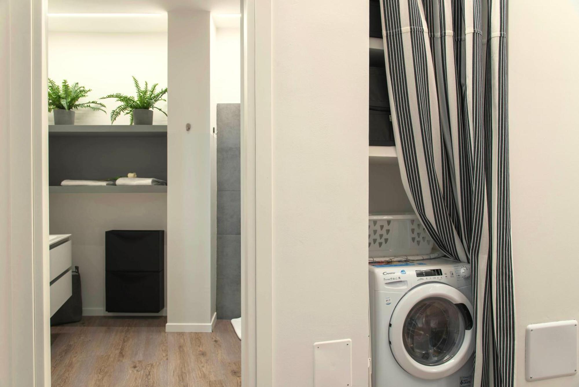 Smart & Urban Suites - Corso51 Римини Экстерьер фото